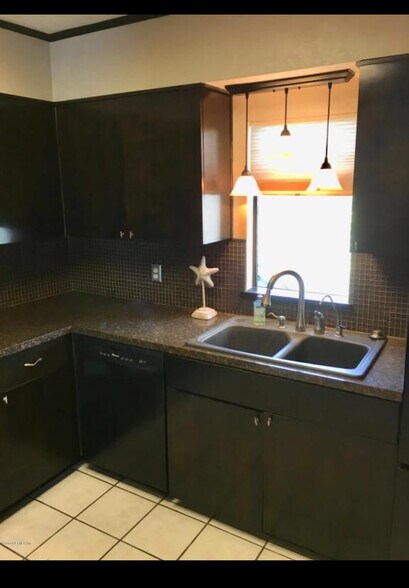 Building Photo - 7769 Las Palmas Way