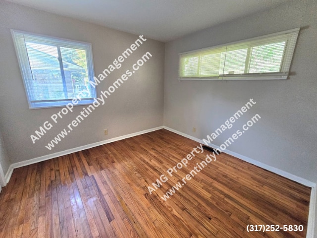 Building Photo - 1365 Farley Dr