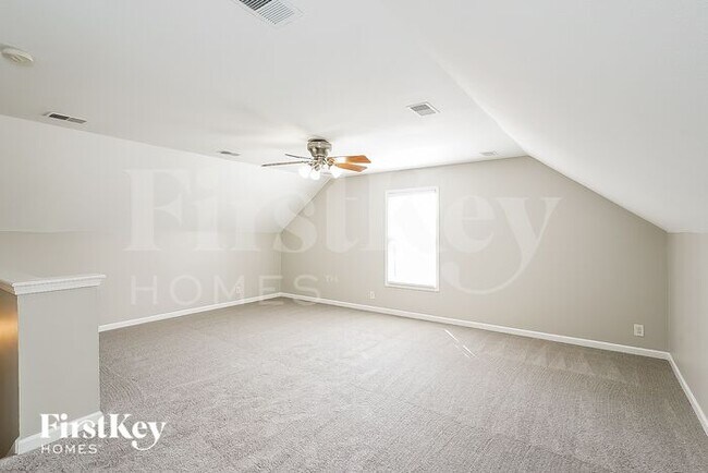 Building Photo - 3709 Meadow Ridge Ln