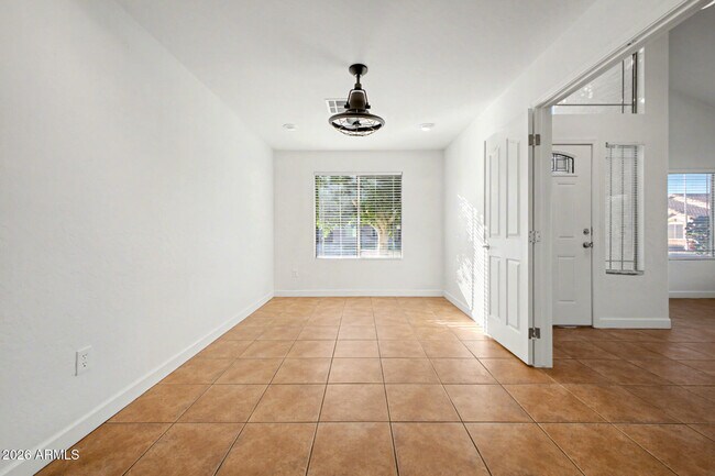 Building Photo - 7456 W Aurora Dr