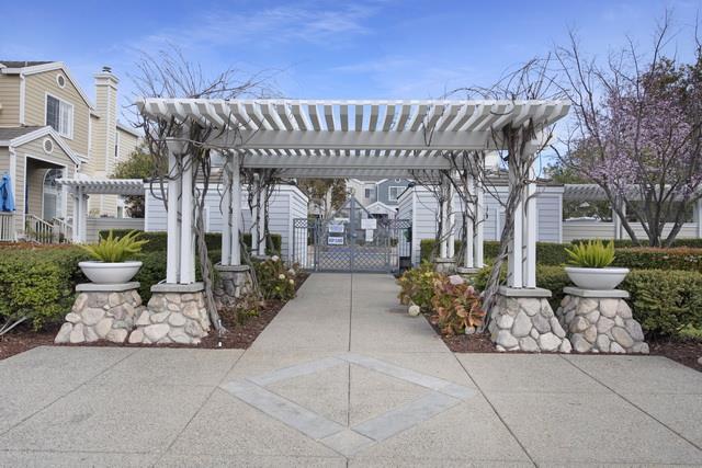 Building Photo - 336 Meridian Dr