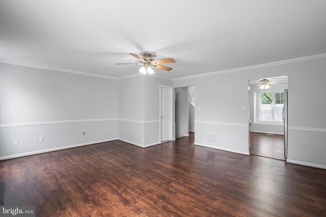 Building Photo - 73 Crickhollow Ct