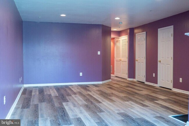 Building Photo - 46055 Gooseneck Dr