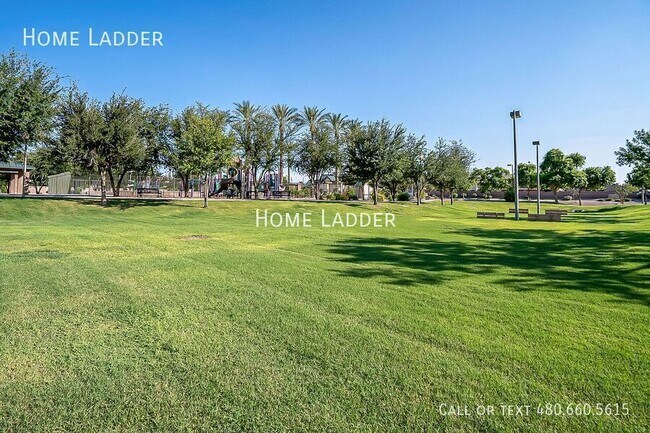 Building Photo - 44507 Redrock Rd