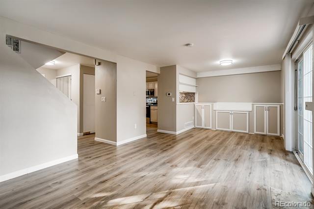Building Photo - 2250 Sunridge Cir