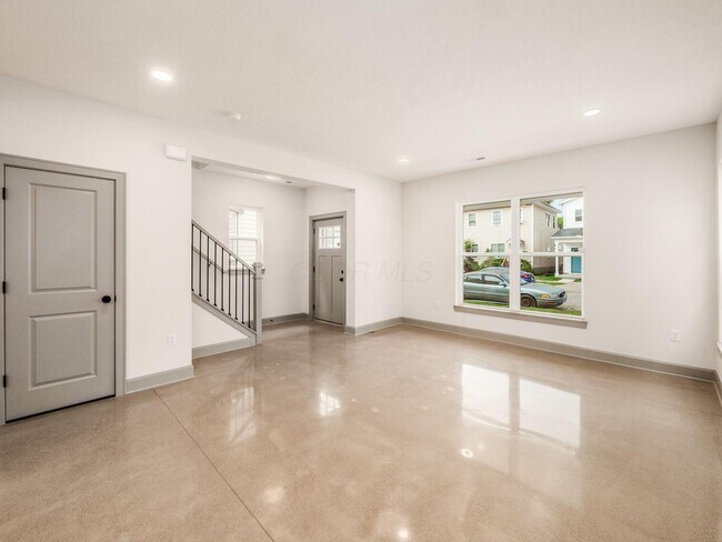 Building Photo - 166 Wisconsin Ave