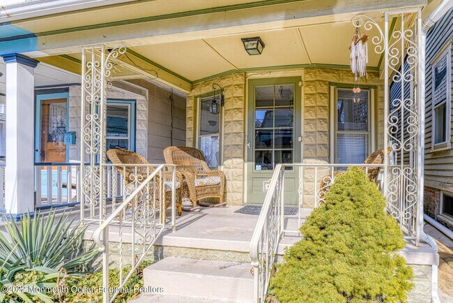 Building Photo - 93 Mt Hermon Way