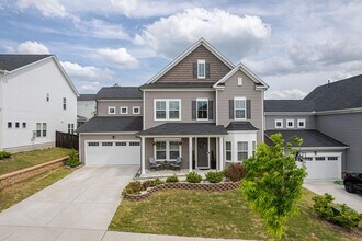 Building Photo - Longleaf Estates