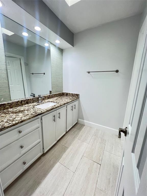 Building Photo - 6726 Saffron Hills Dr