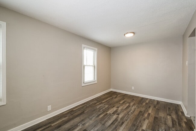Building Photo - 9124 Guthrie Ave
