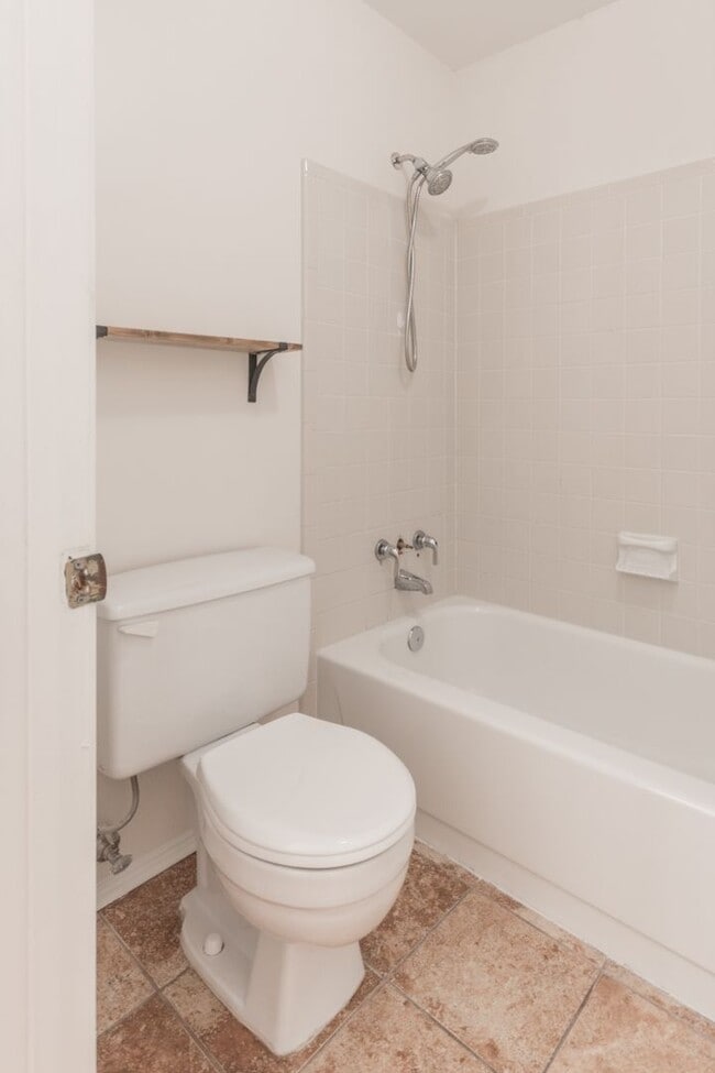 Building Photo - 2BR/2.5BA condo in Brandon Mill Farms in S...
