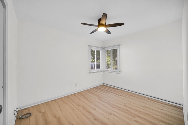 Building Photo - 3 Bedroom 1 Bathroom House for Rent!