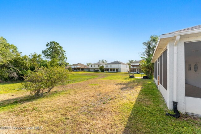 Building Photo - 2390 Savannah Blvd