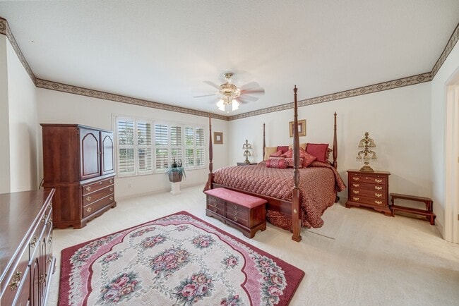 Building Photo - 3 Bed, 3 Bath Condo for Rent – Available August 10th
