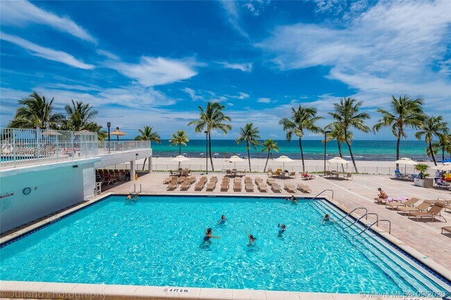 Building Photo - 2101 S Ocean Dr