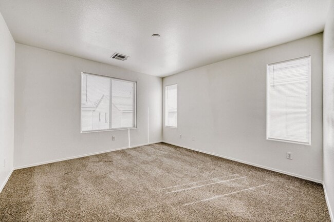 Building Photo - 2 Story 4 Bedroom Home In Henderson