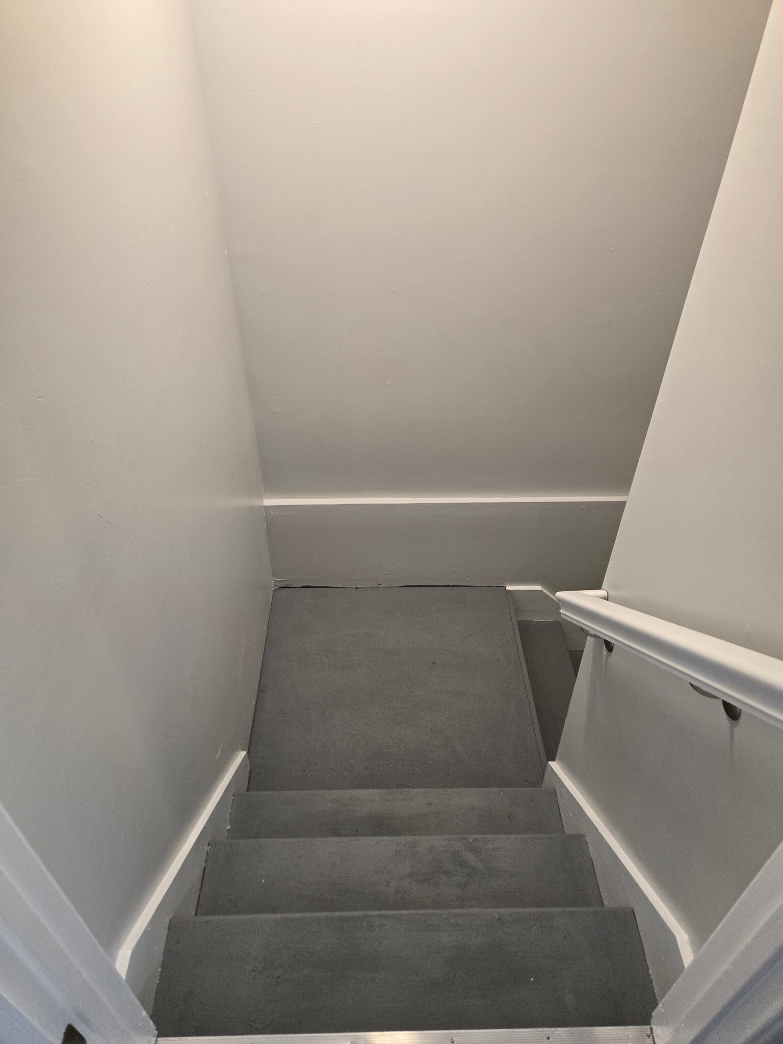Basement Stairs - 59 Sopwith Way