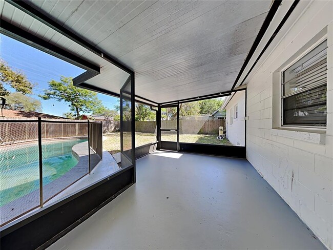 Building Photo - 1227 Hamilton Ave