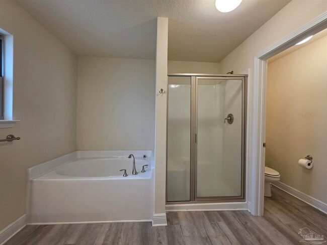 Building Photo - 4411 Fiske St