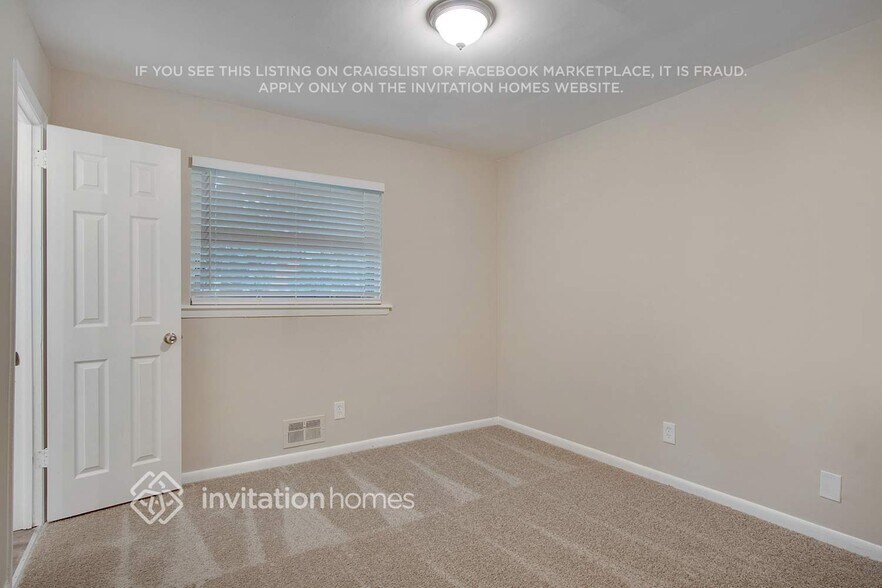 Building Photo - 2164 Galway Ln