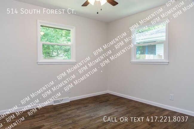 Building Photo - 514 S Forest Ct