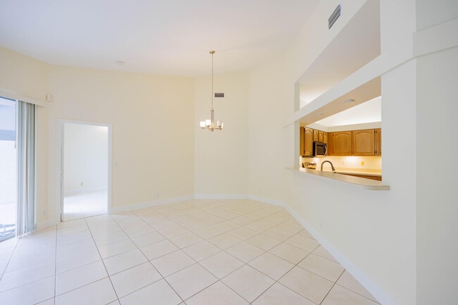 Building Photo - 9497 Boca Gardens Pkwy