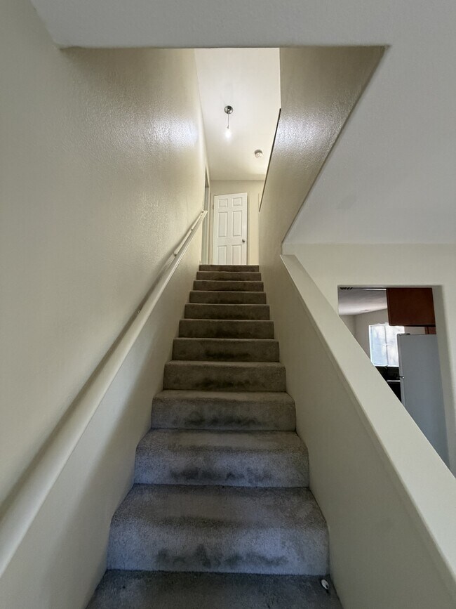 Building Photo - 1746 Mount Olive Dr