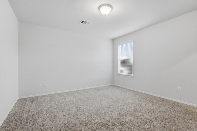 Building Photo - 26123 Emory Holw Dr