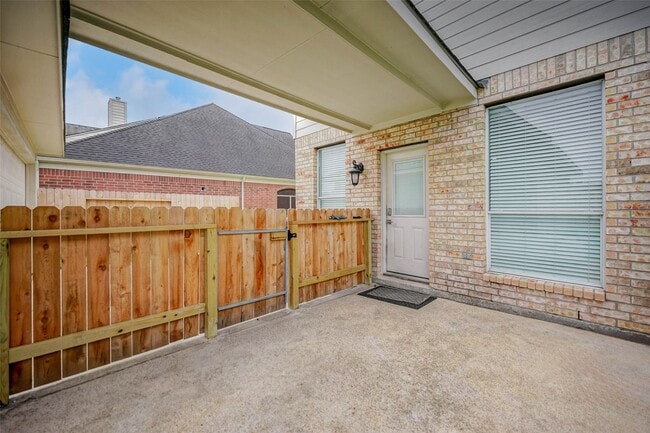 Building Photo - 6227 Presidio Canyon Dr