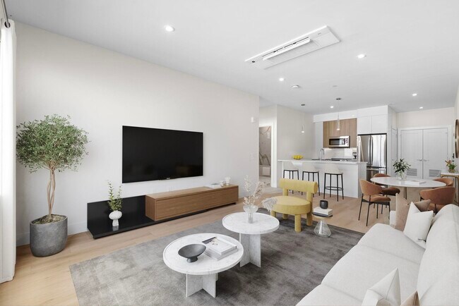 Building Photo - 4525 Bergenwood Ave