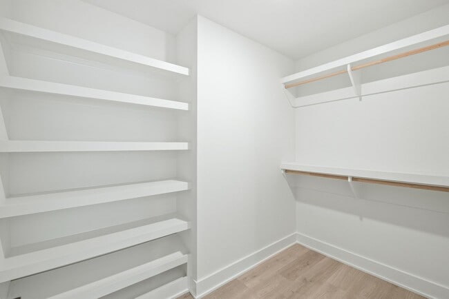 Building Photo - Bright & Modern New Construction Townhome ...