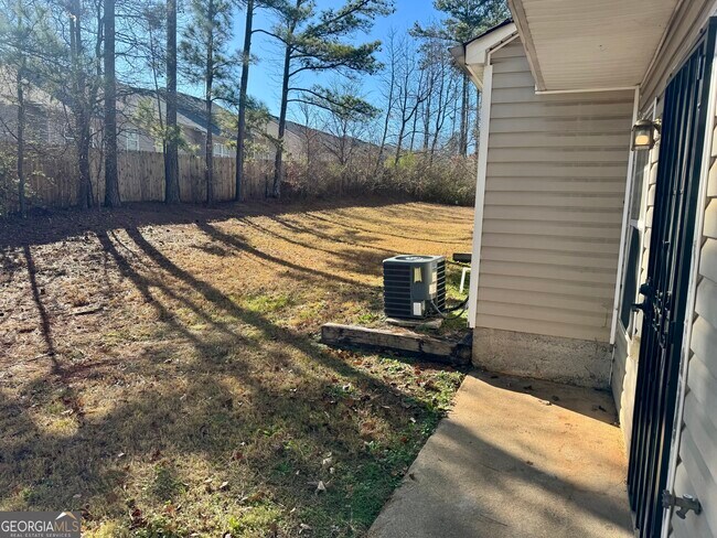 Building Photo - 5663 Windfall Ln