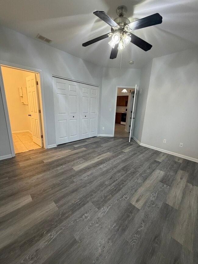 Building Photo - 14121 Faulkner Ct