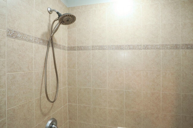 Building Photo - 21911 W Tori Ln