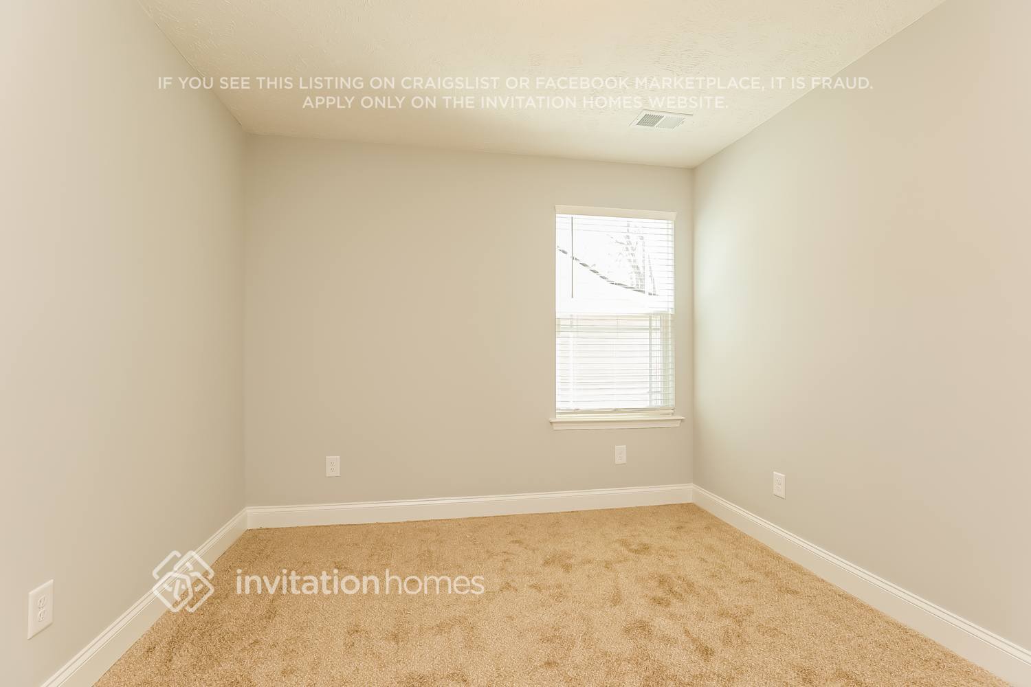 Building Photo - 273 Green Hills Dr