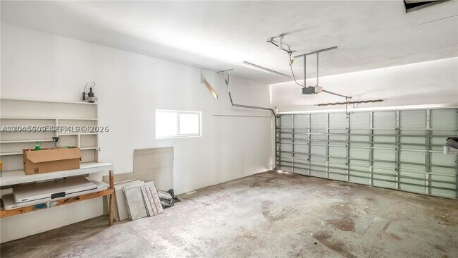 Building Photo - 5211 NE 17th Ave