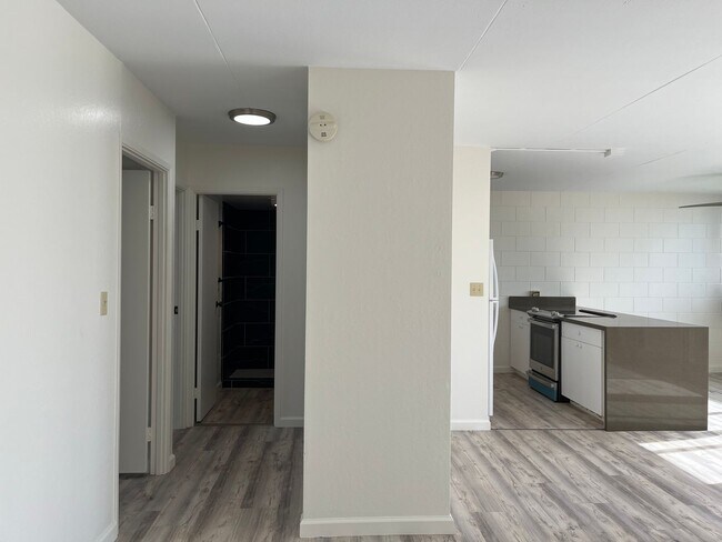 Building Photo - Mililani Area - Nahoa apts 2 bedrooms, 1 bath unit with 1 parking - Avail 4/1/26