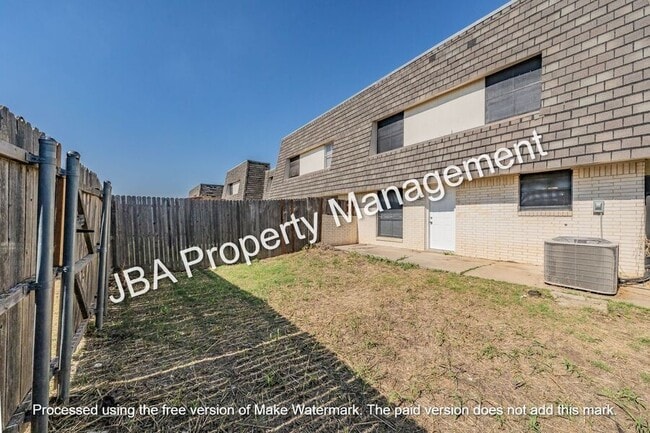 Building Photo - 1782 Farleigh-