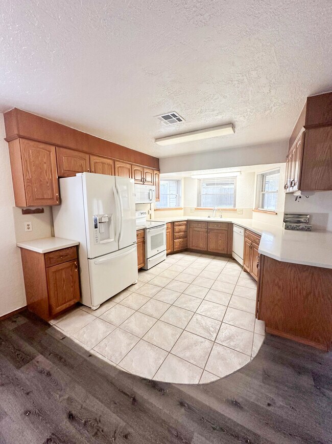 Building Photo - 2305 NW 78th St