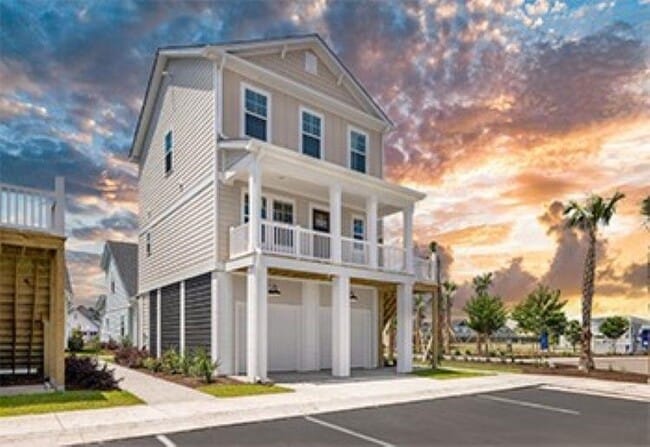 Building Photo - 283 Ferretti St