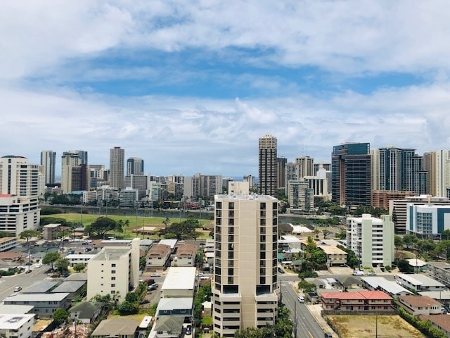 Building Photo - 2 Bedroom, 2 Bathroom, 1 Gated Parking (McCully)