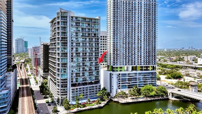 Building Photo - 690 SW 1st Ct