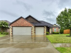 Building Photo - 18316 Bridlington Dr