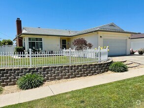 Building Photo - Adorable 3 bedroom in La Mesa!