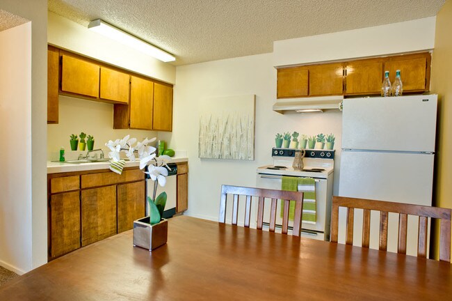 Interior Photo - Golden Meadows