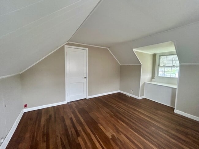 Building Photo - 7416 Waymouth Way