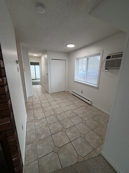 Building Photo - 295 Redstone Hill Rd