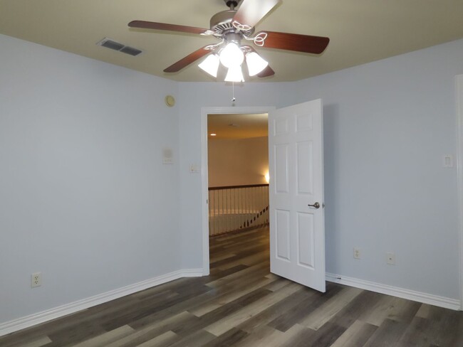 Building Photo - Coming Soon!!! South Tyler, Stunning 4 Bed...