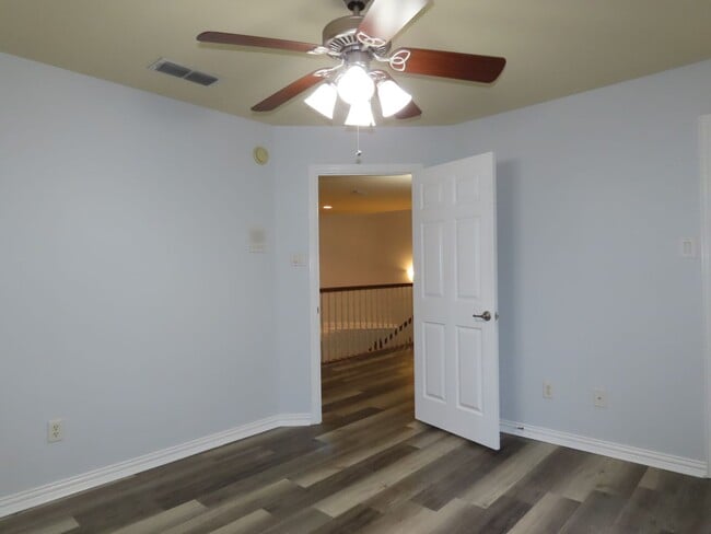 Building Photo - Coming Soon!! South Tyler, Stunning 4 Bedroom. 3.5 Downstairs Master Suite!!