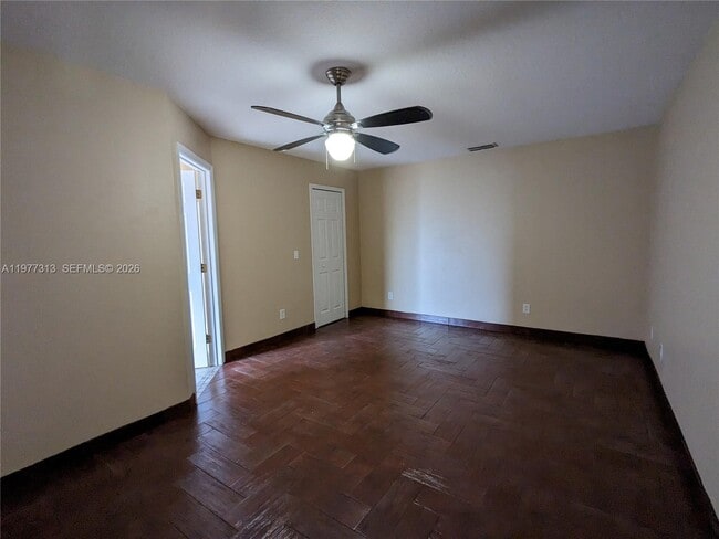 Building Photo - 4438 SW Athena Dr